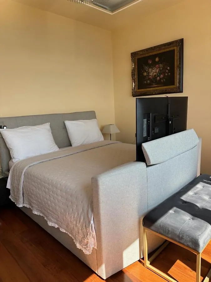 Villa Isabella - Luxury With Style Right Next To The Beach, Private Pool And Sea View Opatija Apartment