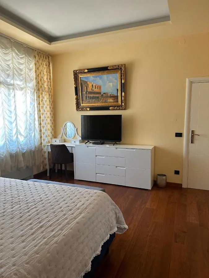 Villa Isabella - Luxury With Style Right Next To The Beach, Private Pool And Sea View Opatija Apartment
